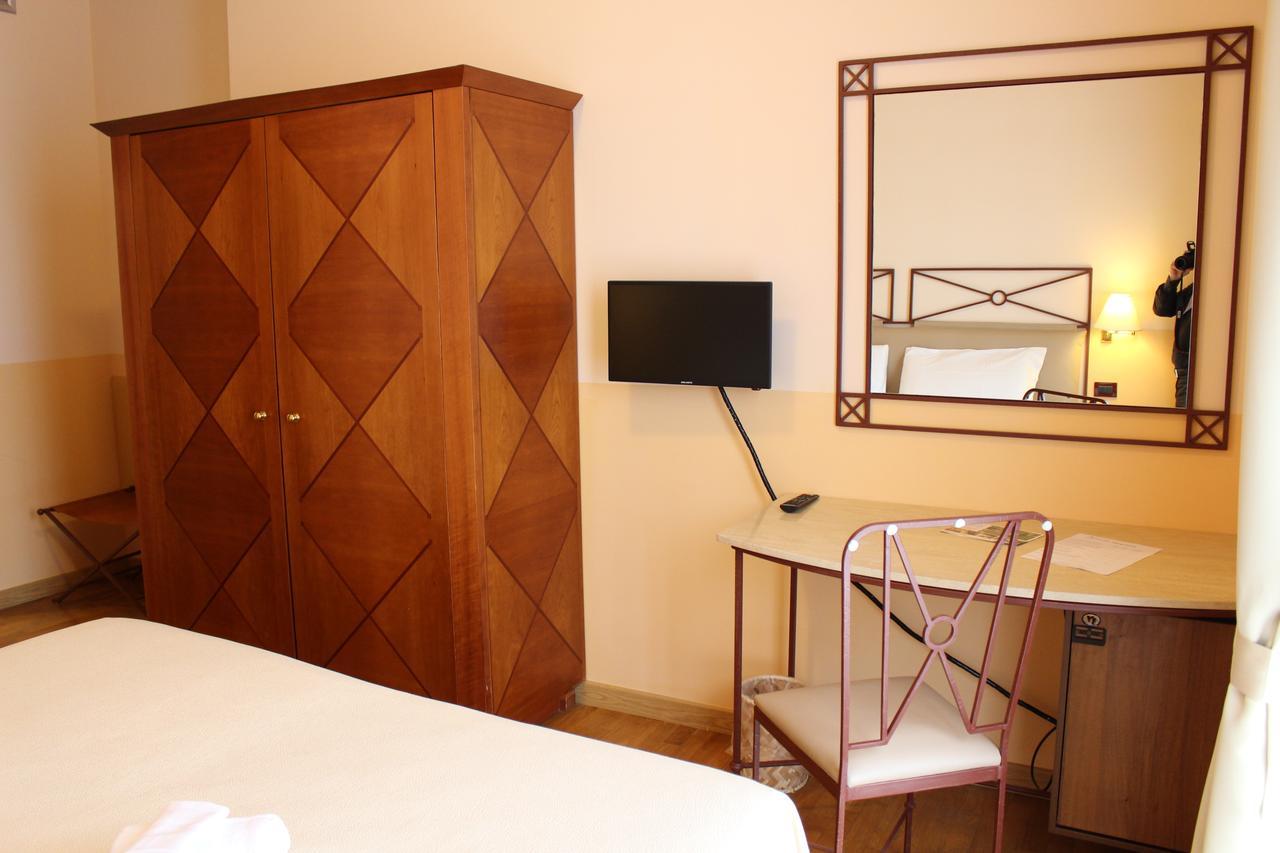 Hotel Semifonte Barberino di Val dʼElsa Екстериор снимка
